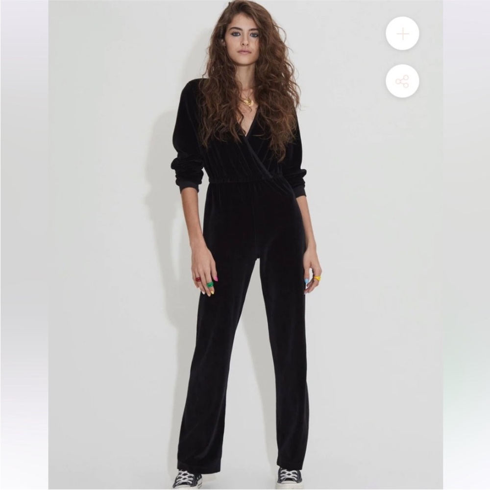 Suzie Kondi Selvi Black Velour Velvet V Neck Long Sleeve Jumpsuit Size XL Wrap